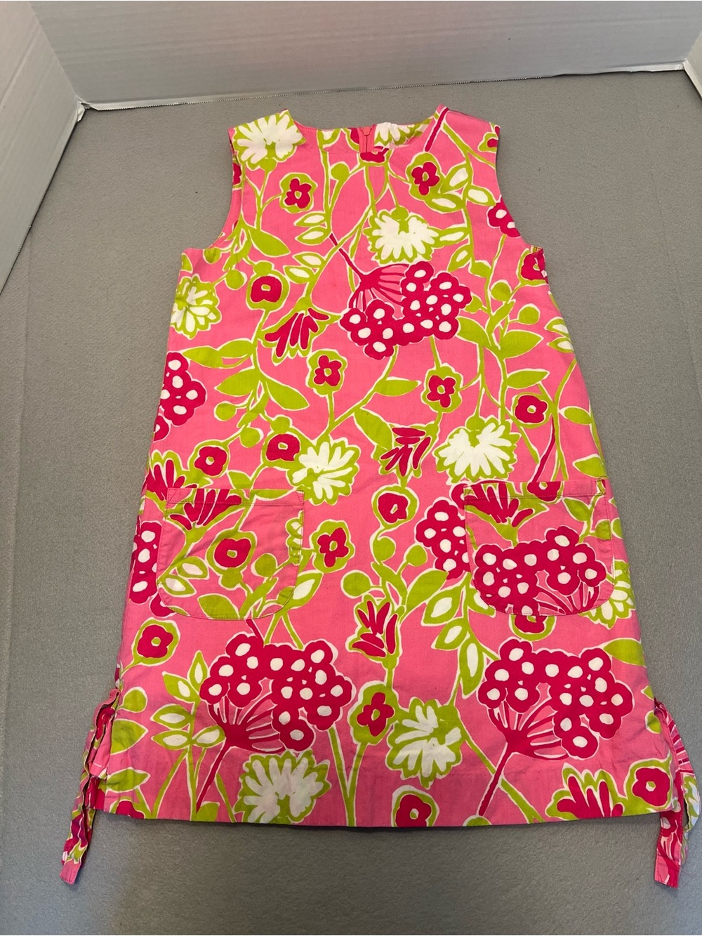 Lilly Pulitzer Girl Shift Dress Pink/ Green/ Red Size 8